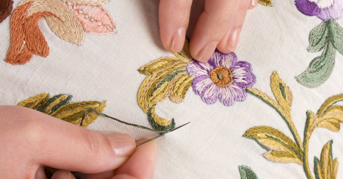 basic stitches in embroidery
